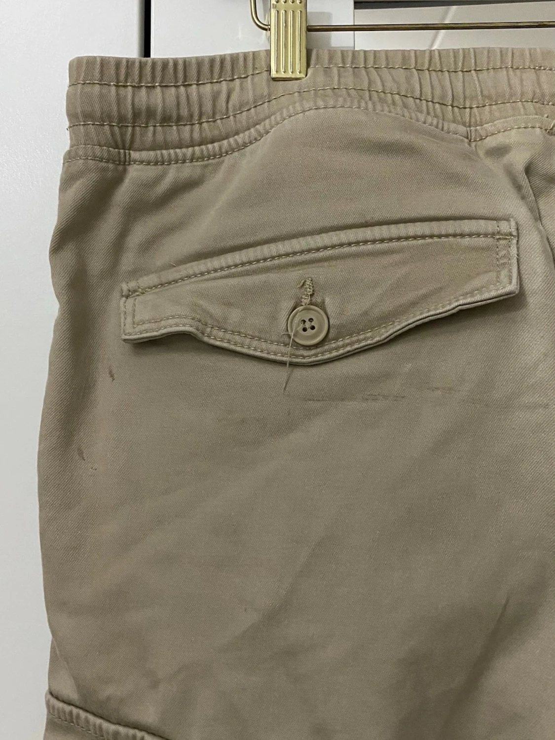 Beige cargobyxor med dragsko - 4