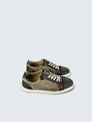 Christian louboutin - Storlek: 42 || Skick: Mycket bra skick || Nypris: Ca 8 000kr || Följ för liknande produkter 🌊🍾