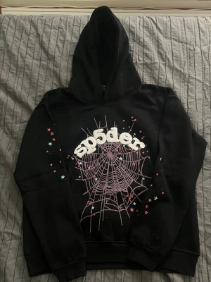 Sp5der hoodie. - Helt ny Spider hoodie, sp5der hoodie. sänkt pris bara idag! för endast 449 för en helt helt ny spider hoodie. Skickar samma dag.