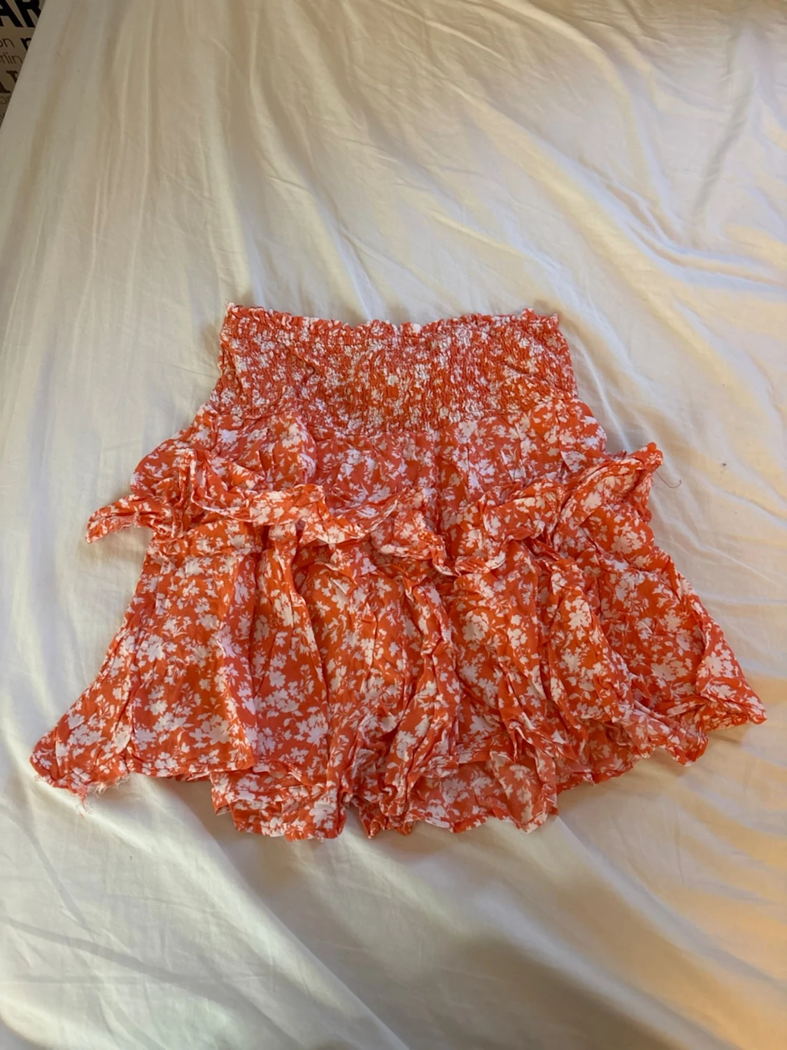Orange blommig volangkjol - 1