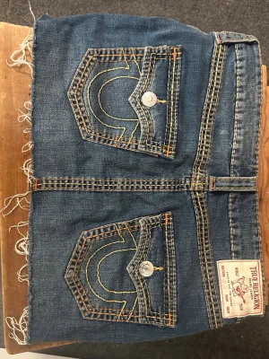 True religion jeans kjol 💙 - True religion jeans kjol😍nypris 1200kr, inga defekter. 