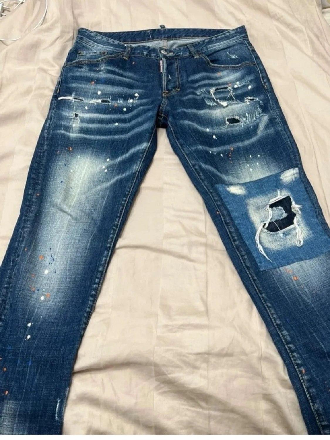 Blå distressed jeans från Dsquared2