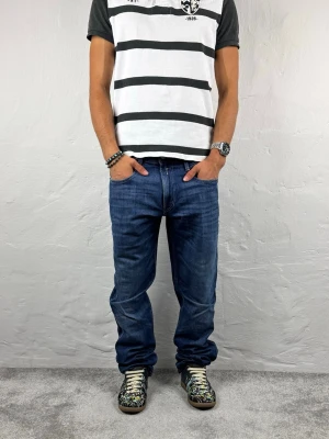 Replay jeans  - Ett par snygga jeans från Replay i storlek W31 L34 i modellen Anbbas  