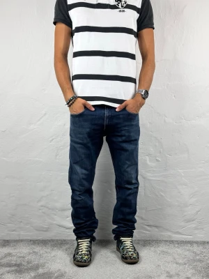 Replay jeans  - Ett par snygga jeans från Replay i storlek W32 L34 i modellen Anbbas 