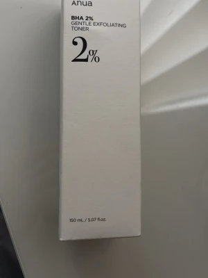 Anua BHA 2%  - Mild exfolierande toner från Anua med 2% BHA. 150 ml. 
