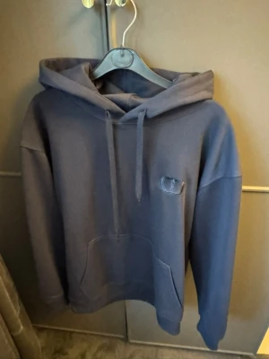 Cd hoddie - Snygg ny 