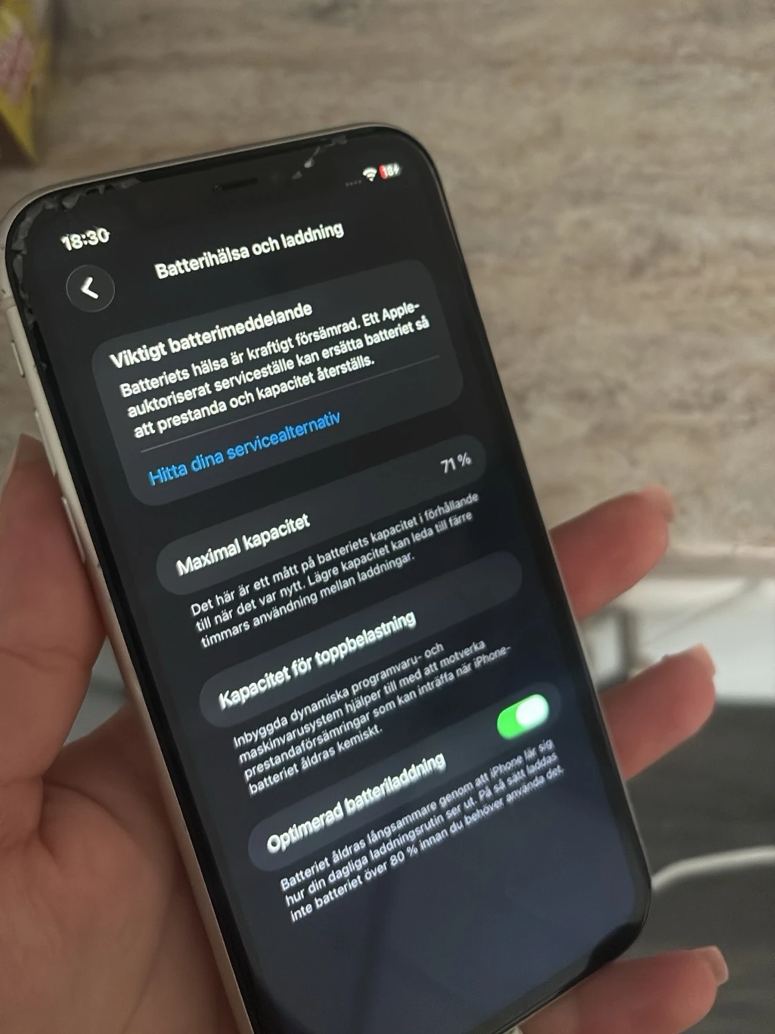 Vit iPhone 11 - 1