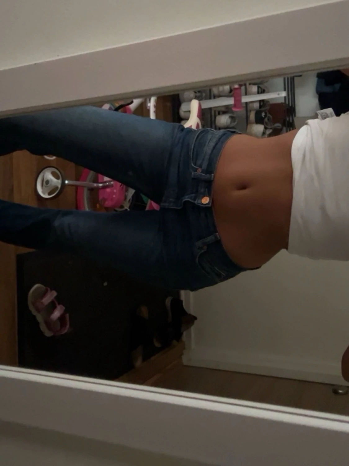 Mörkblå low waist jeans bootcut