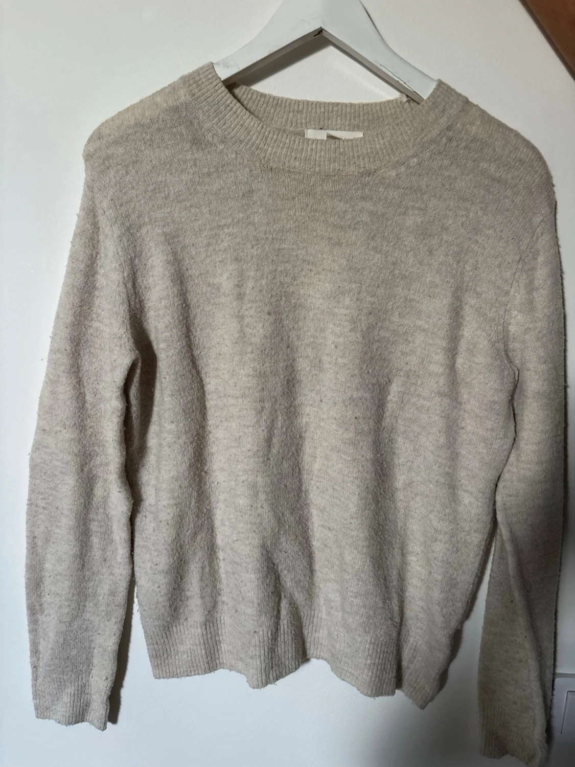 Beige stickad tröja  - 1