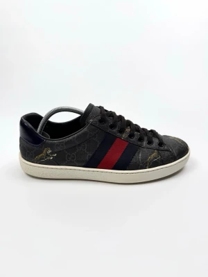 Gucci Ace Skor - Gucci ace supreme skor | Storlek 39,5 / UK 5,5 | Skick 9/10 | Nypris ca 7300kr | 100% autentiska |