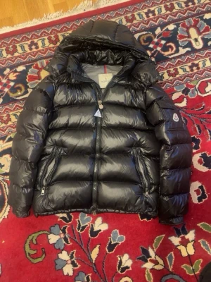 Moncler maya - Mycket bra skick. Moncler maya