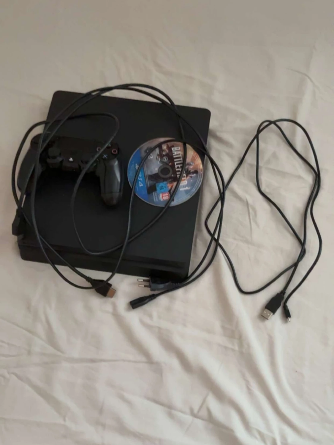 PS4 slim 500GB komplett  - 1