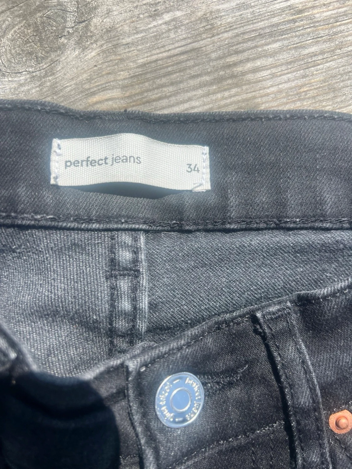 Svarta bootcut jeans från Perfect Jeans/Gina Tricot - 1