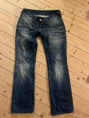Lågmidjade jeans!! - Super snygga lågmidjade jeans