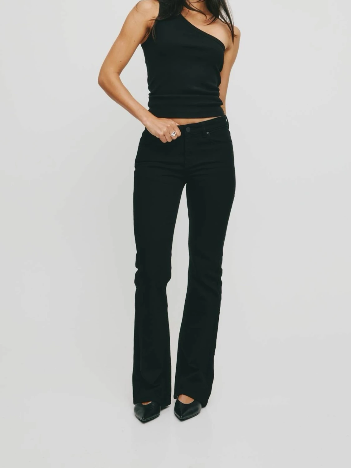 Svarta bootcut jeans