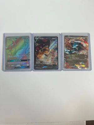 Pokémon kort (rare) - Säljer tre finna kort med ett sammanlagt värde på 330kr. Alla är äkta!