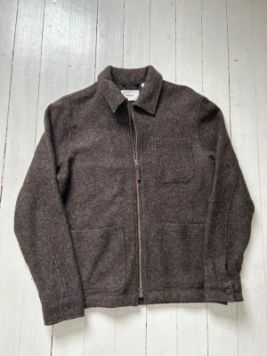 Dobber ullovershirt herr, storlek S  - Köpt för några månader sedan, nypris 1199 på MQ, endast använd 2-3 ggr sedan dess. Därmed nyskick. 