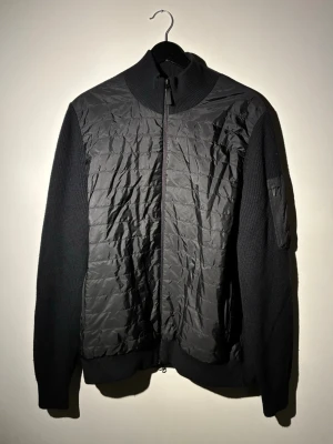 J Lindeberg cardigan - Svart J Lindeberg cardigan mycket bra skick