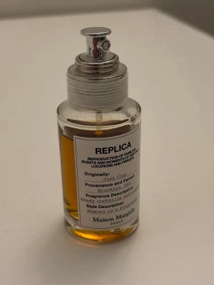 Maison Margiela Jazz Club 30 ml  - Se bilder för hur mycket som är kvar. Har tyvärr inte kvar förpackningen, men kvitto finns.