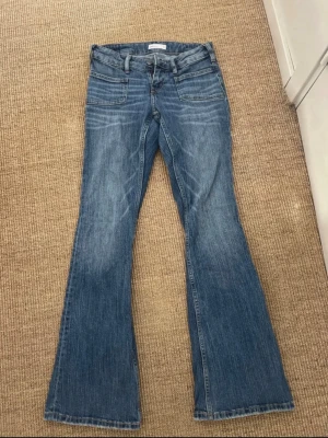 bootcut jeans  - så snygga jeans 