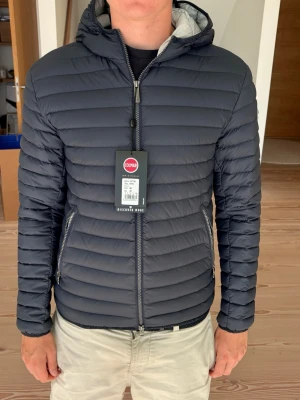 Helt Ny Colmar Jacka - Helt Ny Colmar Jacka - Skick: 10/10 - Färg: Blå - Nypris: 3500kr - Vårt pris: 2499