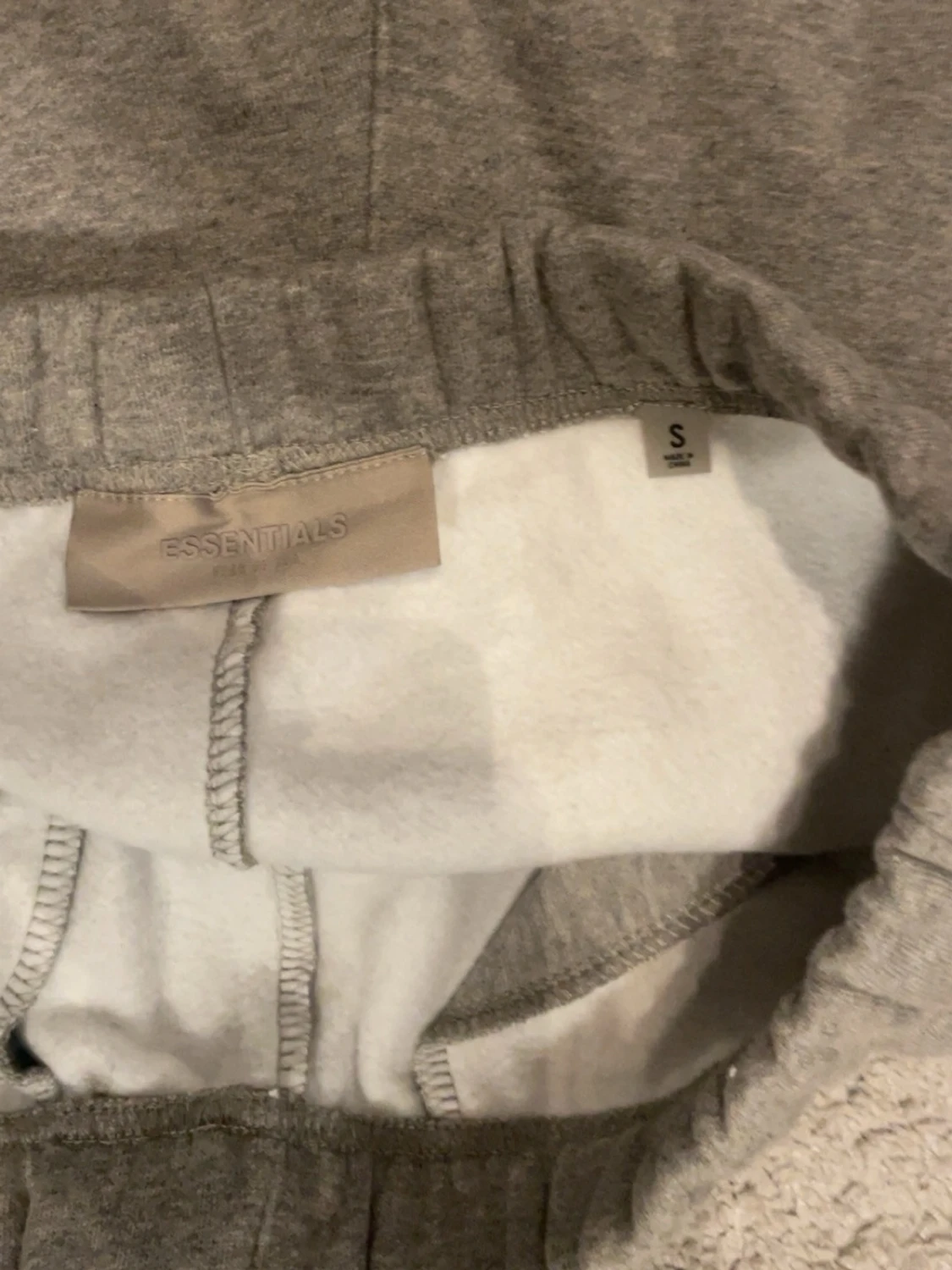 Grå Essentials Fear of God mjukisbyxor - 2