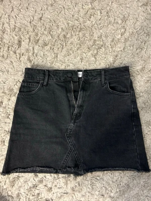 Jeanskjol - Jättefin jeanskjol från Mango💓