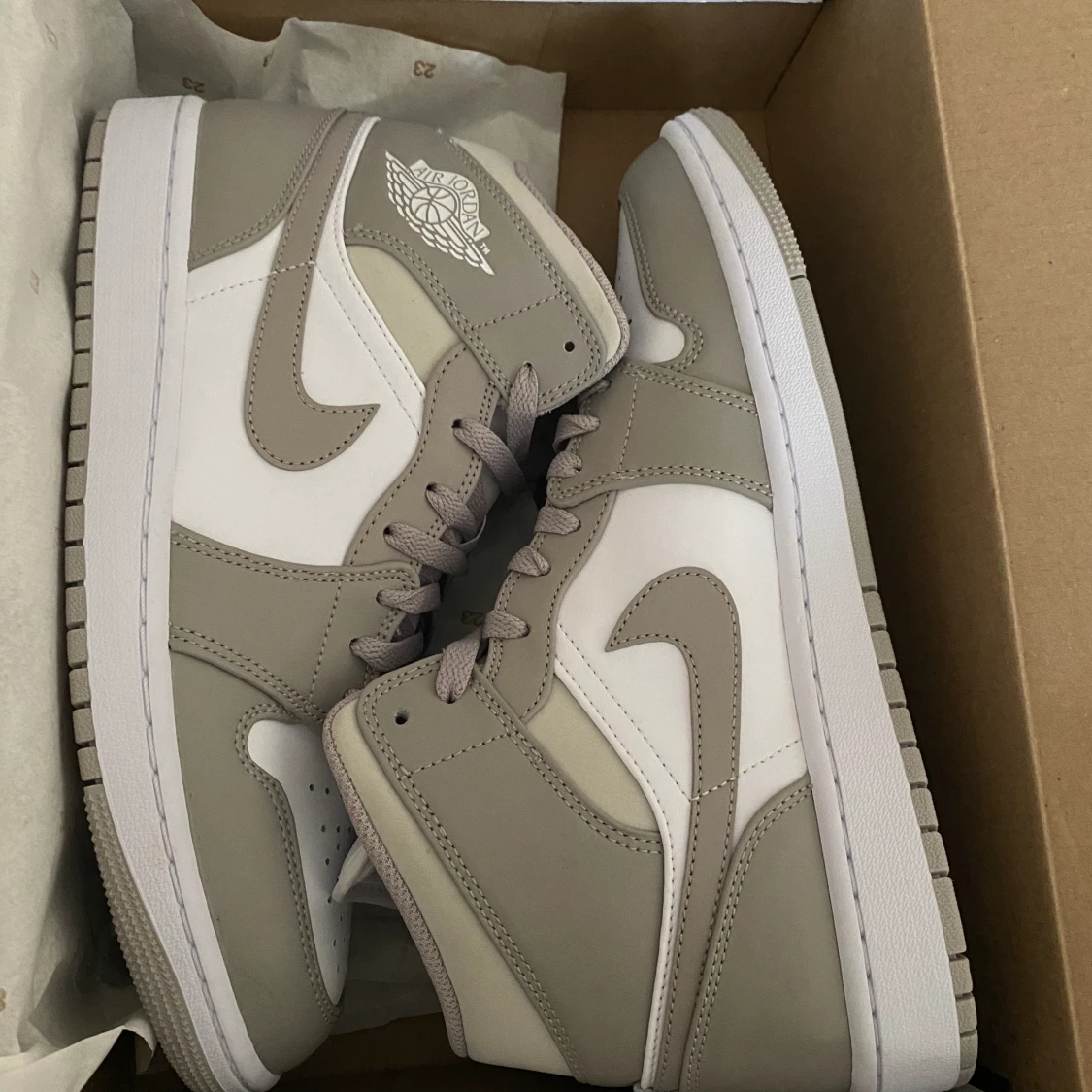 Jordan ”Linen”