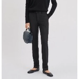 Filippa K Luisa Cool Wool Slacks XS - Nypris 1700kr, finns fortfarande till försäljning på Åhléns hemsida såg jag precis. Fint skick. 