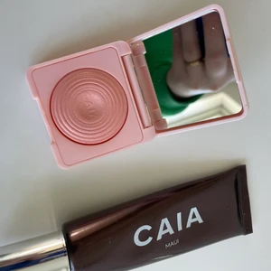 Caia smink - Helt oanvänt caia smink! båda kostar 180 kr, om man köper båda så 300!