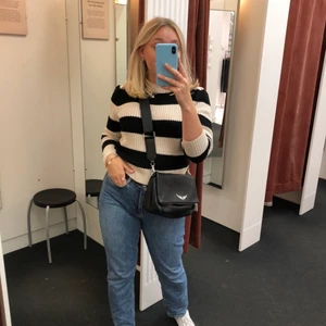 Randig tröja  - Använd 2-3 ggr! M men passar mig som har S vanligtvis 