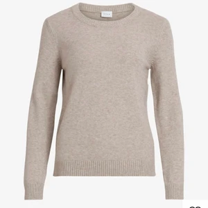 Stickad tröja  - Säljer min super snygga och sköna stickade tröja från vila. Köptes för ungefär 4 månader sedan men inte kommit till så mycket användninng. Nypris ca 300kr säljer för 150kr inklusive frakt ❤️ för egna bilder skriv privat