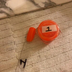 Gel färg - Neon orange gel färg säljer för 50