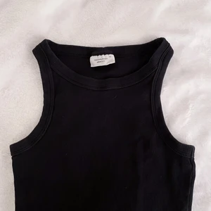 Tanktop - Snyggt linne från Gina som tyvärr aldrig kommer till användning 