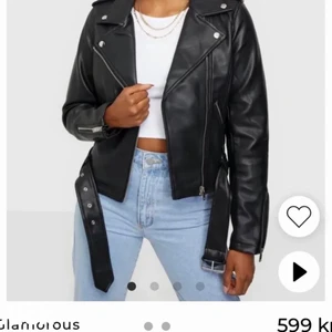 Bickerjacka - Säljer min fina bikerjacket från nelly då jag har två st. Nypris 600kr mitt pris 300kr💓 skriv vid frågor 
