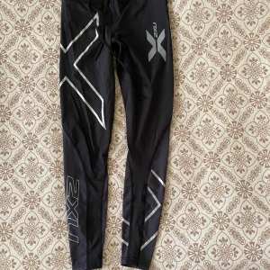 Tränings tights  - Aldrig använda 