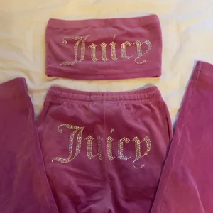 Juicy Couture  - Säljer mitt fina juicy couture sett i storleken xs. Hela setter för 750kr. Köparen står för frakten💕