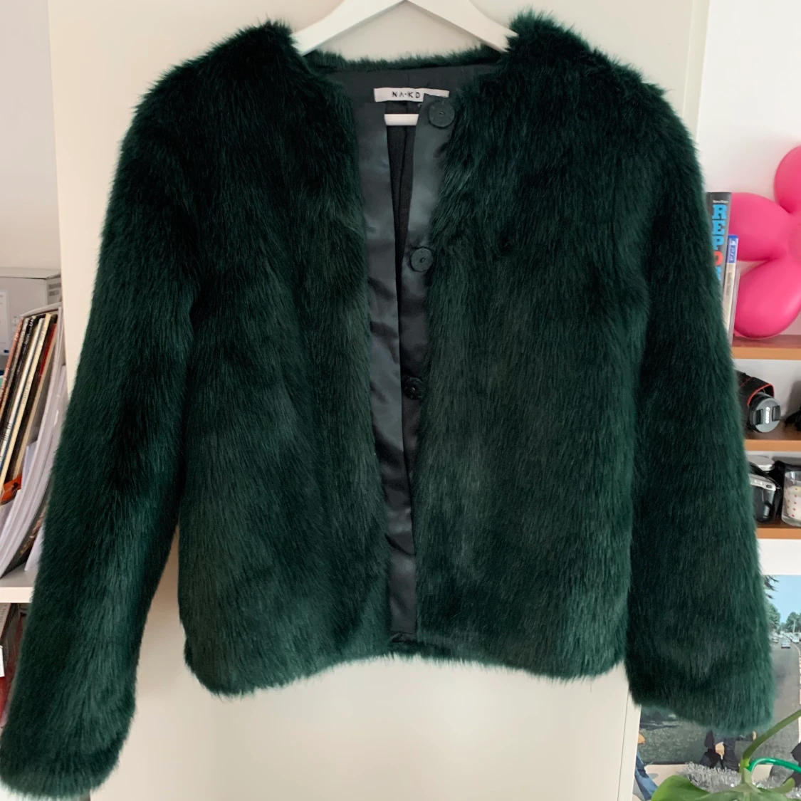 Mörkgrön faux fur NAKD 
