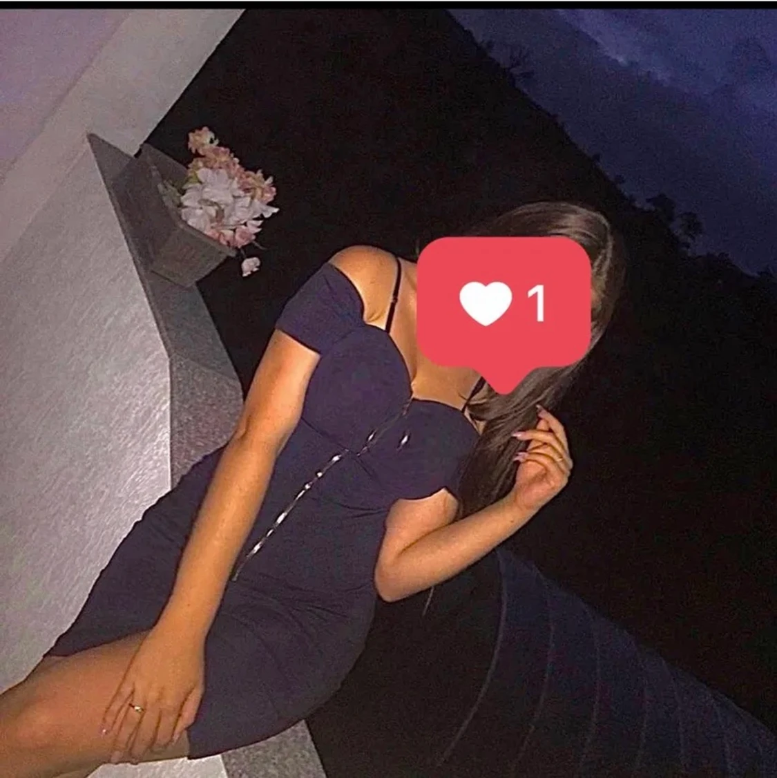 Säljer min skit snygga kläning  - 90