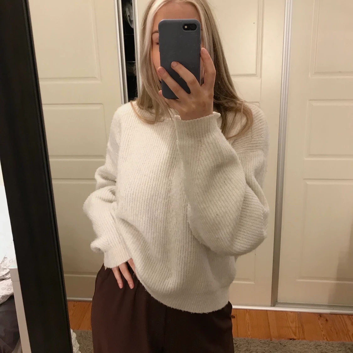 Vit stickad tröja - 90