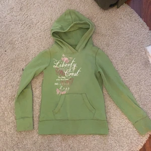 Cool hoodie - Cool hoodie med tryck😇 färgen stämmer bäst med den första bilden, men skriv privat för fler bilder!! 