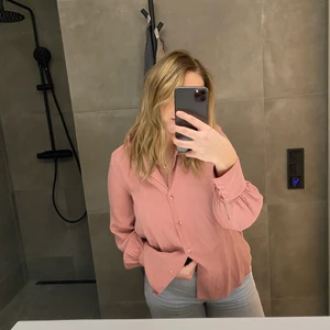 Blus - Jättefin blus mango i storlek S