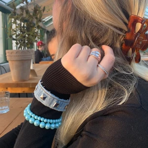 Super fina jeans armband!! - Vårt UF företag säljer dessa otroligt fina armband på vår insta, in och kika !!! @EP.UF 
