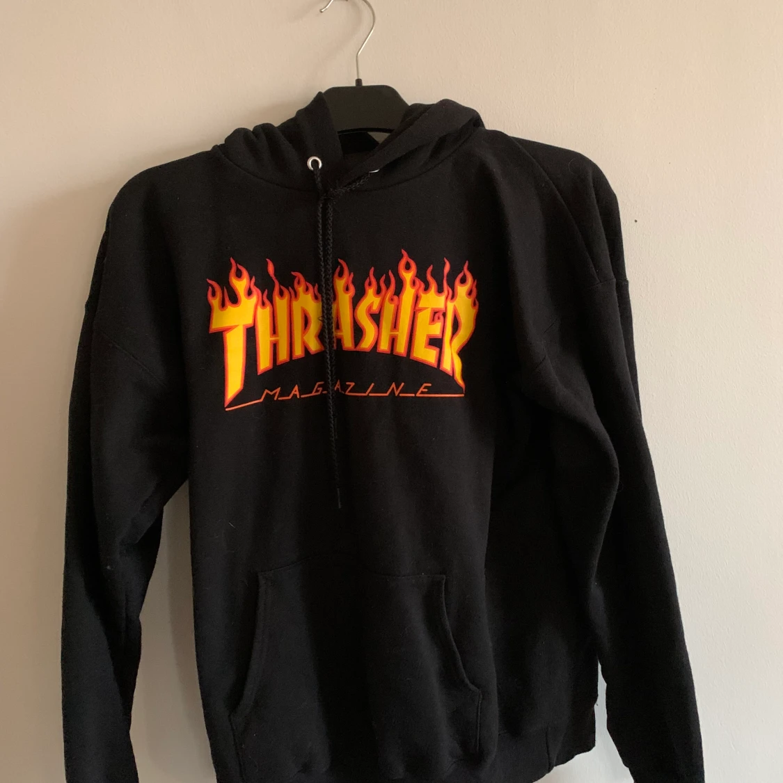 Trasher hoddie 