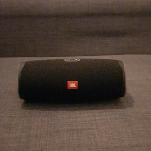 JBL CHARGE 4 - Säljer min JBL CHARGE 4 högtalare