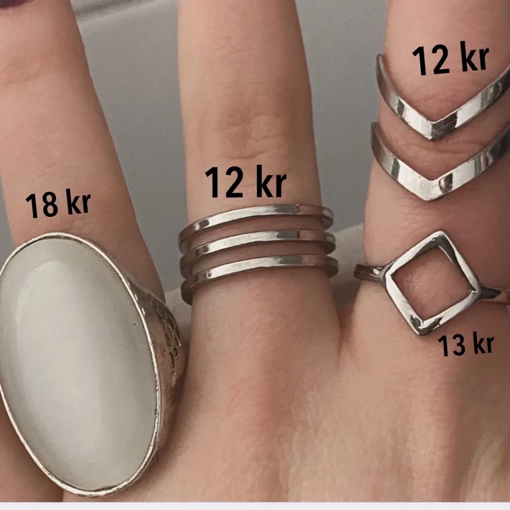 Säljer dessa coola ringar! 🧡 Skriv om du är intresserad 😇. Accessoarer.