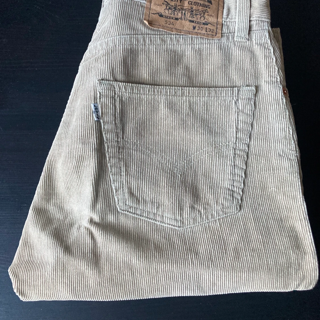 Vintage beiga manchesterbyxor - Levis  - 90