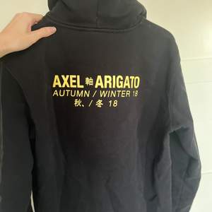 Så cool hoodie från arigato!💕