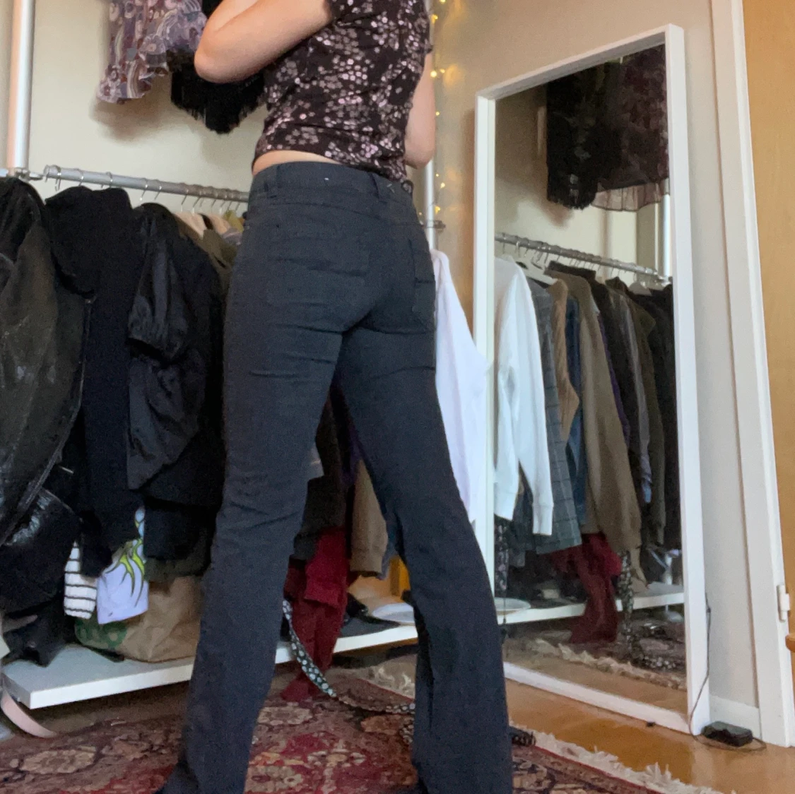 Gråa lågmidjade byxor - 91