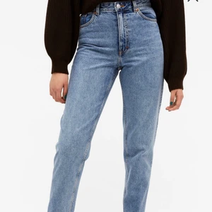 Taiki jeans  - Taiki jeans från monki, jättesköna och snygga, köpt nya jeans därför jag säljer